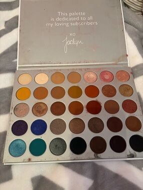 Eyeshadow Palette - Warm Neutrals with Blue & Teal Accents